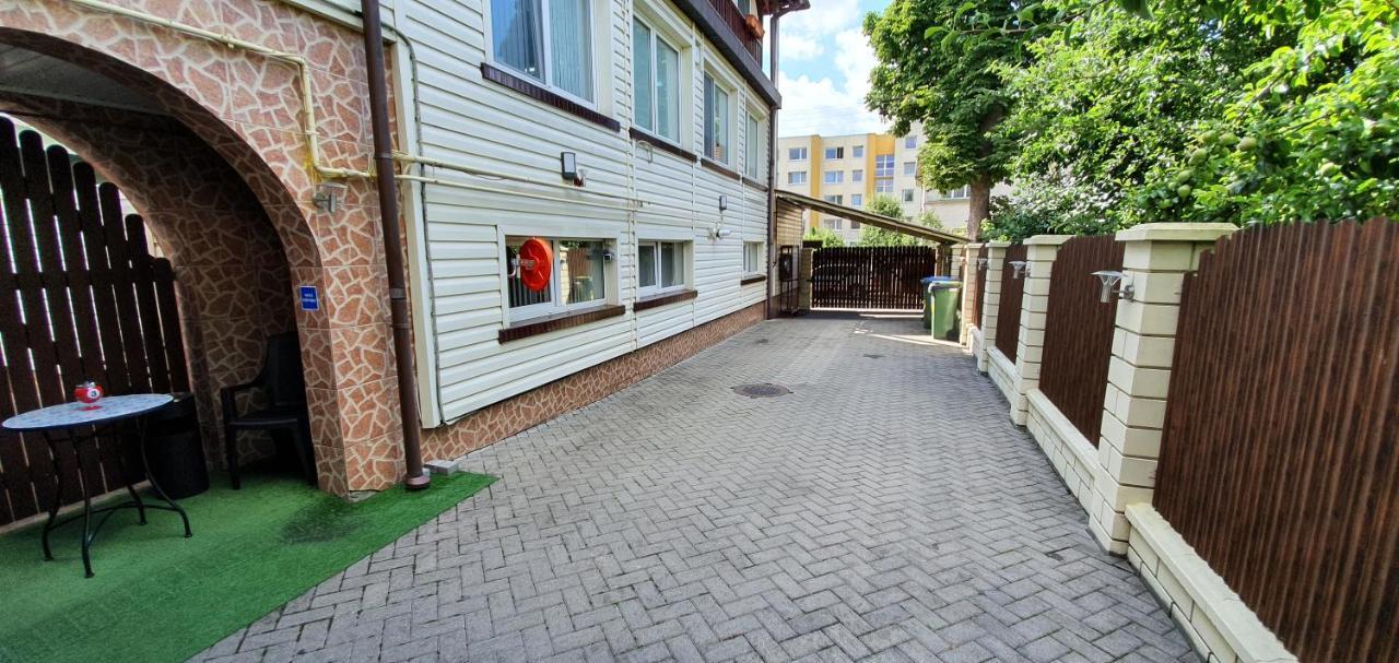 Aparthotel 4 ,, Cosy House Billiard " - Sauna & Parking Каунас Экстерьер фото