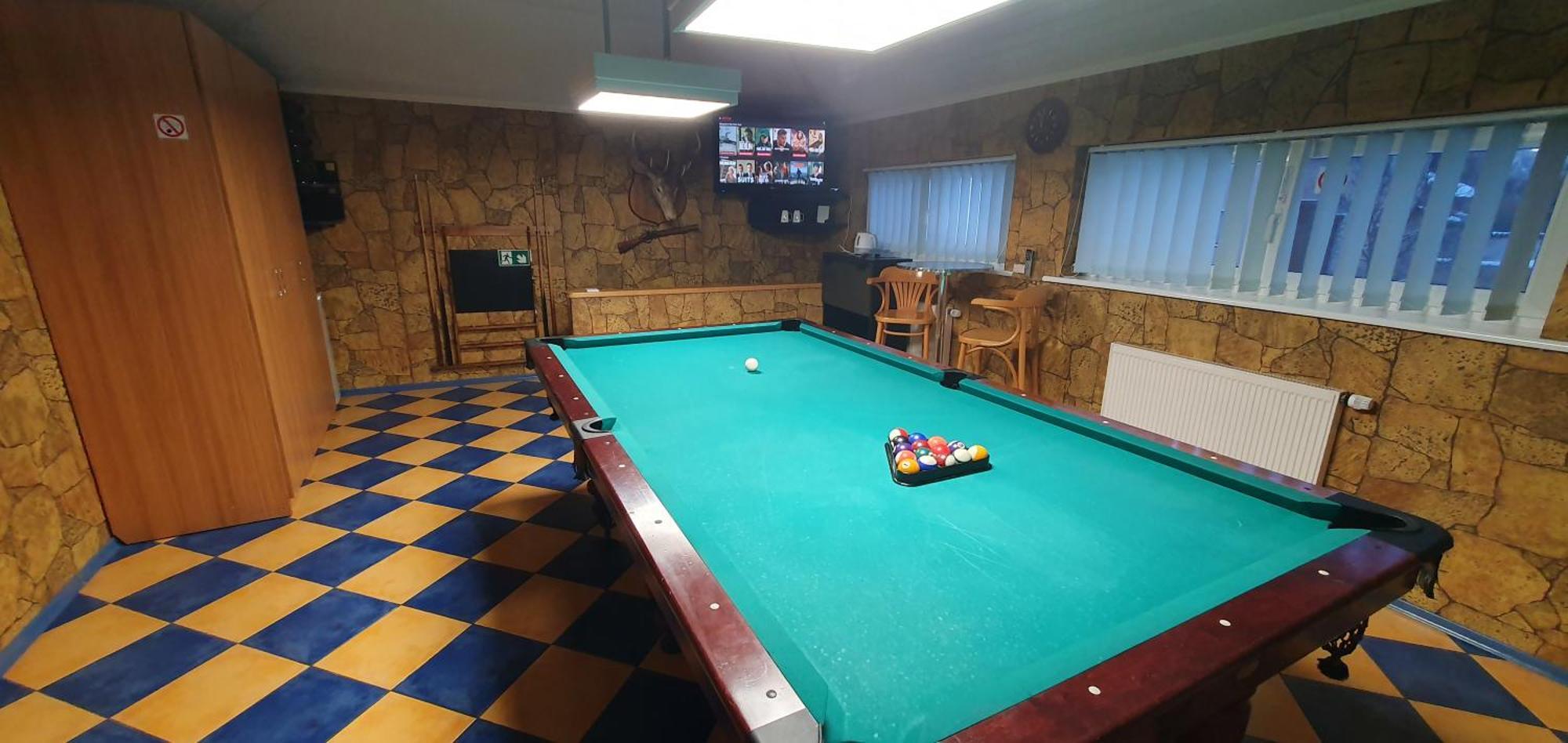 Aparthotel 4 ,, Cosy House Billiard " - Sauna & Parking Каунас Экстерьер фото